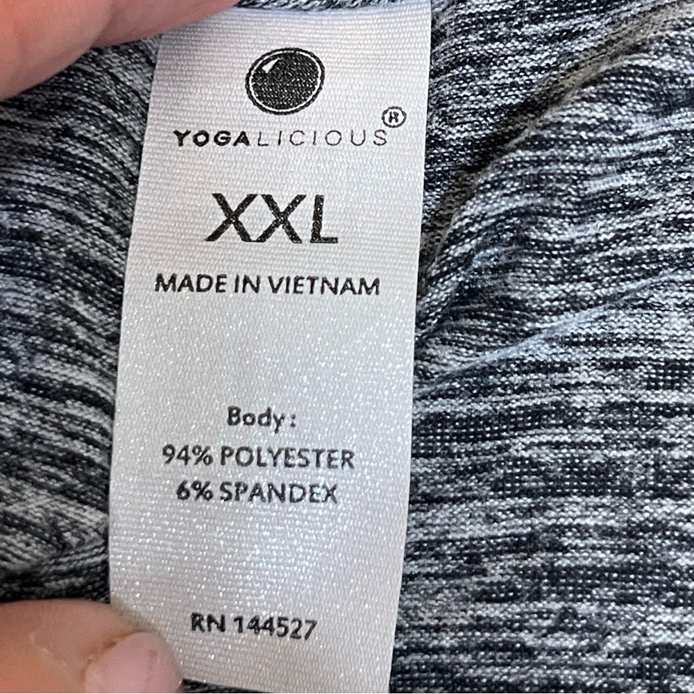 Yogalicious size XL sleeveless work out top - Picture 6 of 7